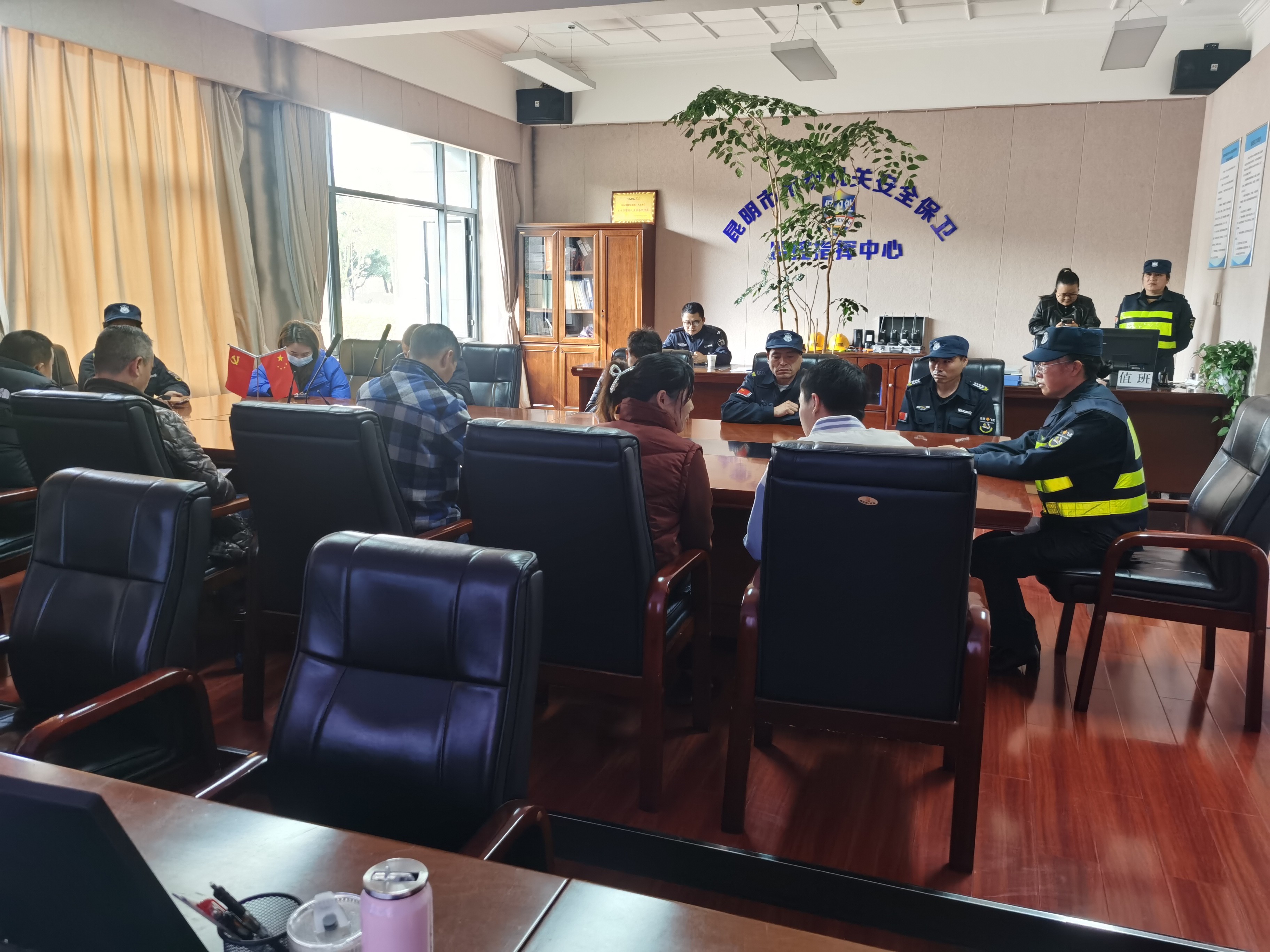 服务涵盖昆明无人机培训、昆明保安服务、昆明物业服务、昆明宠物医疗美容、昆明职业技能培训服务、昆明广告策划、昆明安防监控。