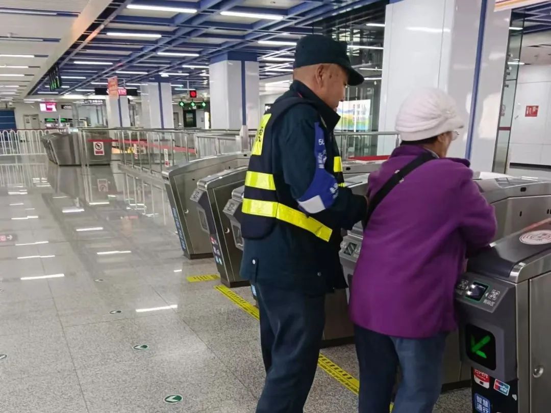 服务涵盖昆明无人机培训、昆明保安服务、昆明物业服务、昆明宠物医疗美容、昆明职业技能培训服务、昆明广告策划、昆明安防监控。