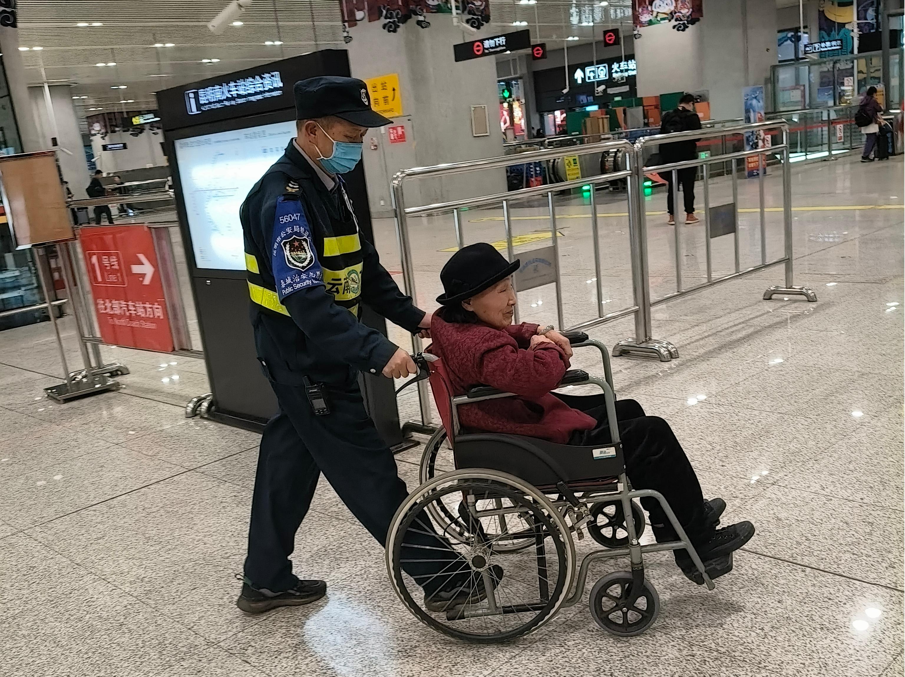 服务涵盖昆明无人机培训、昆明保安服务、昆明物业服务、昆明宠物医疗美容、昆明职业技能培训服务、昆明广告策划、昆明安防监控。