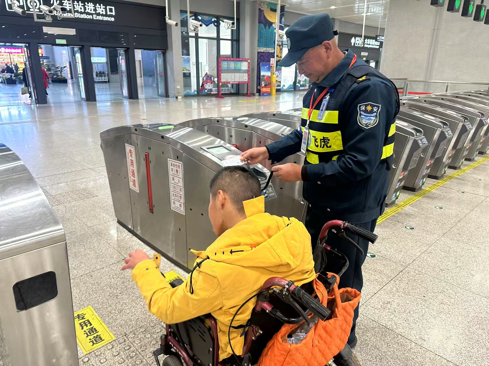 服务涵盖昆明无人机培训、昆明保安服务、昆明物业服务、昆明宠物医疗美容、昆明职业技能培训服务、昆明广告策划、昆明安防监控。