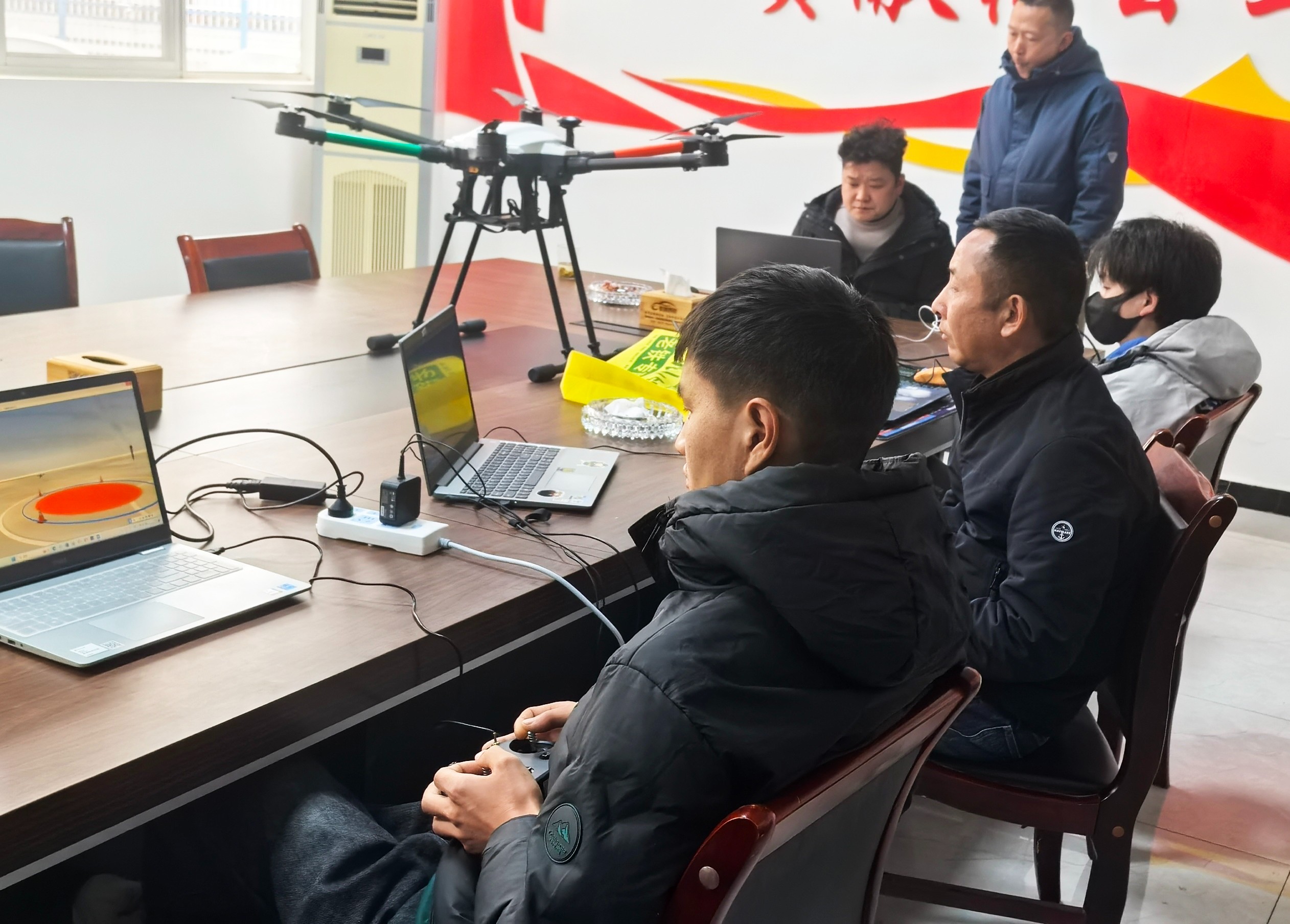 服务涵盖昆明无人机培训、昆明保安服务、昆明物业服务、昆明宠物医疗美容、昆明职业技能培训服务、昆明广告策划、昆明安防监控。