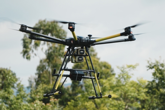 服务涵盖昆明无人机培训、昆明保安服务、昆明物业服务、昆明宠物医疗美容、昆明职业技能培训服务、昆明广告策划、昆明安防监控。