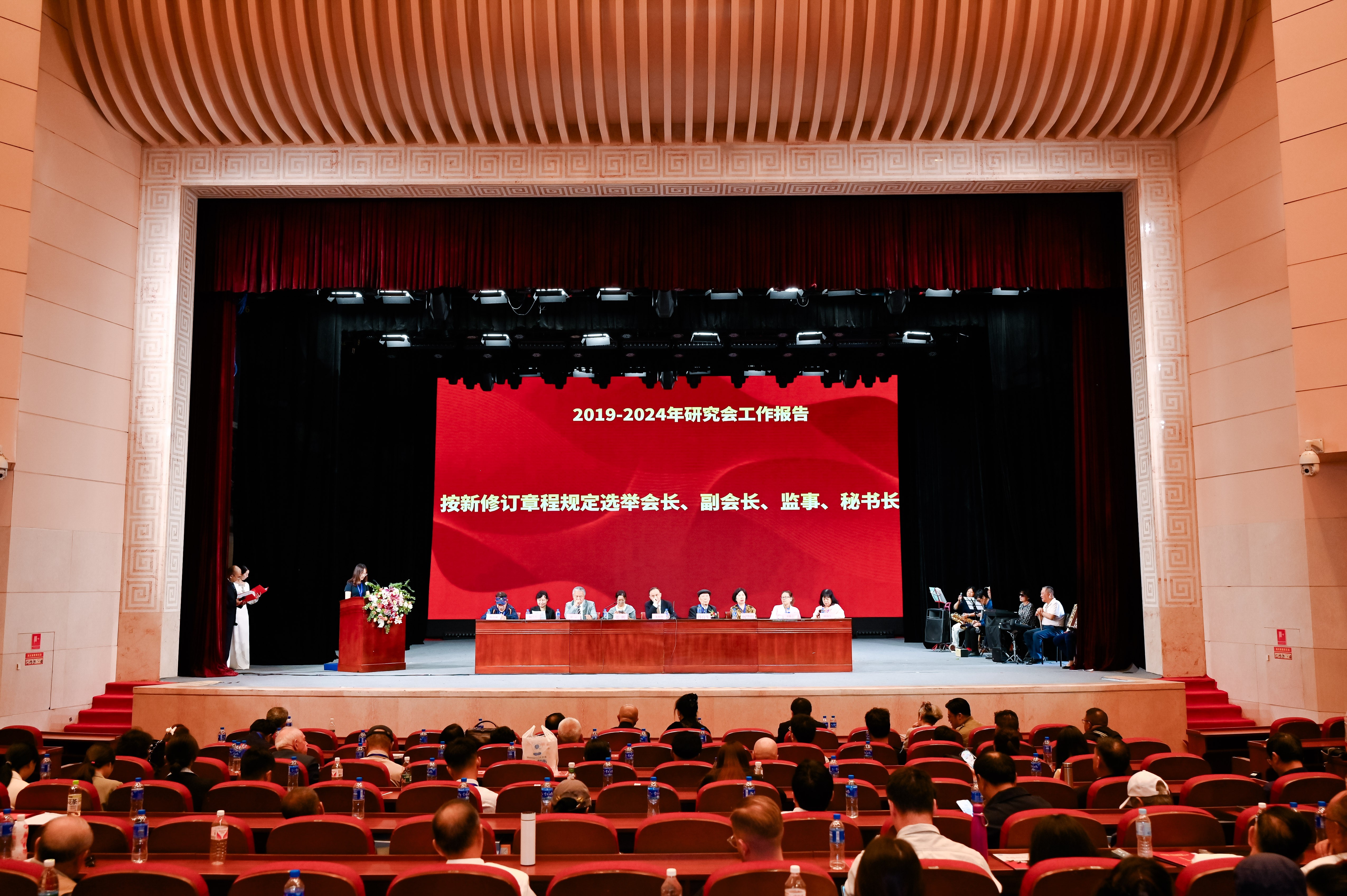 服务涵盖昆明无人机培训、昆明保安服务、昆明物业服务、昆明宠物医疗美容、昆明职业技能培训服务、昆明广告策划、昆明安防监控。