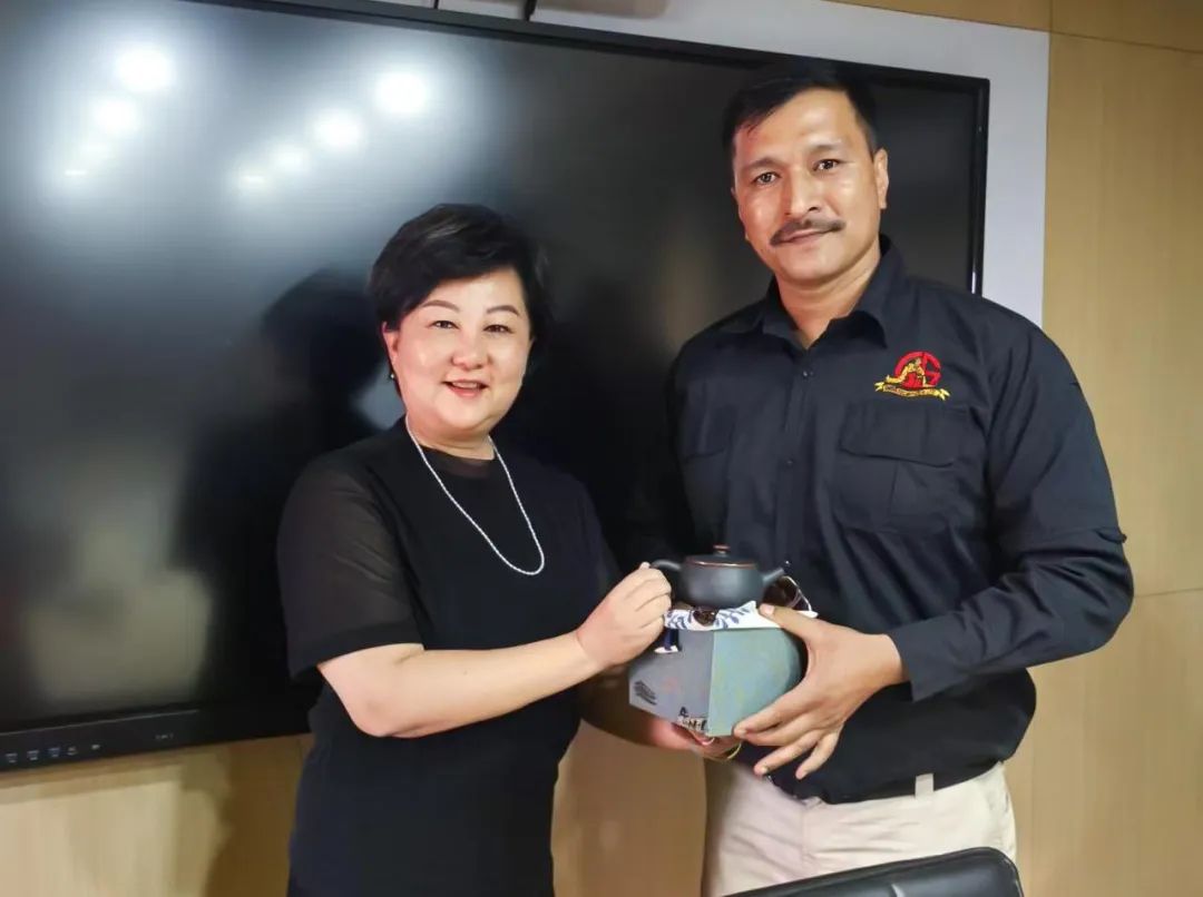 服务涵盖昆明无人机培训、昆明保安服务、昆明物业服务、昆明宠物医疗美容、昆明职业技能培训服务、昆明广告策划、昆明安防监控。