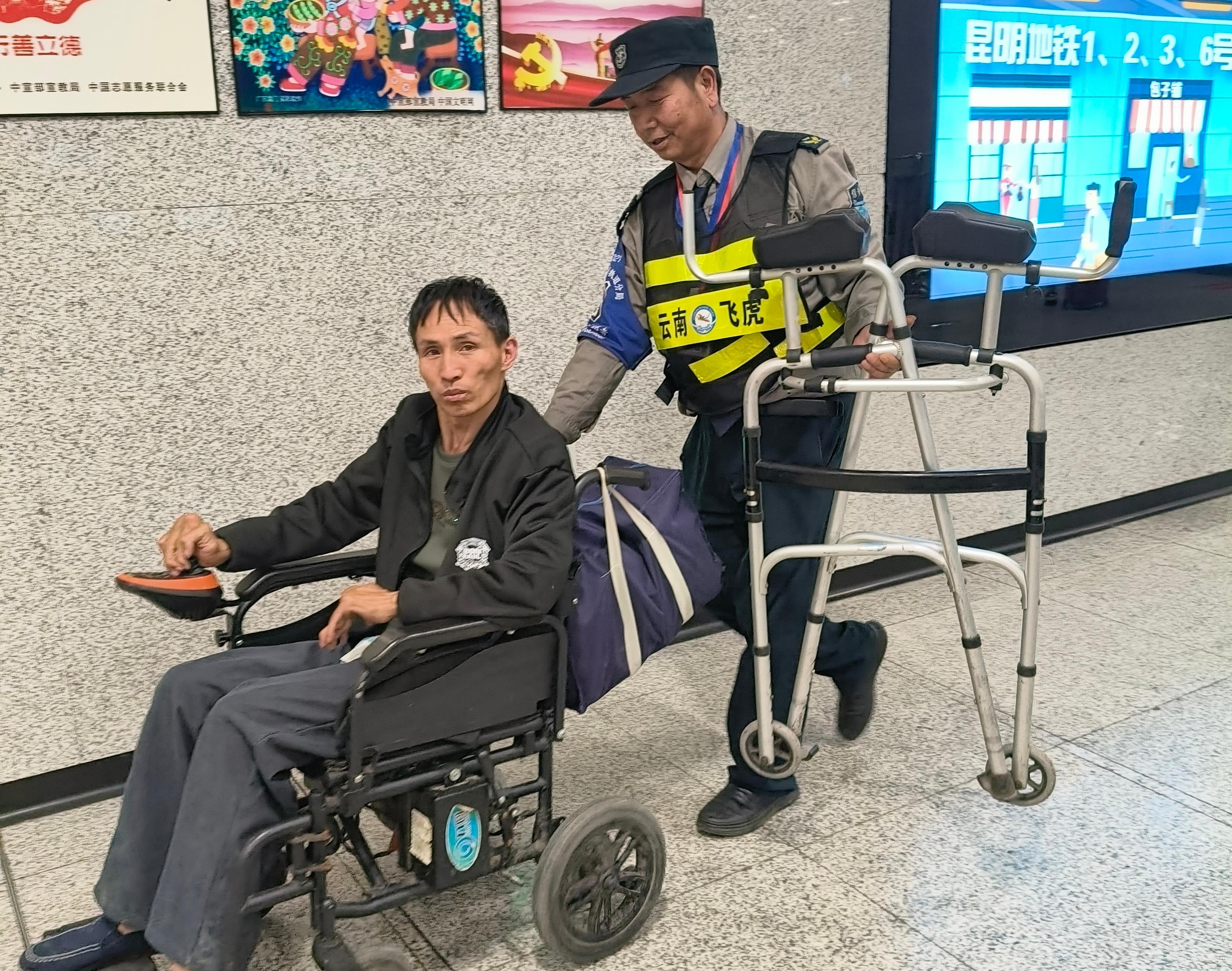 服务涵盖昆明无人机培训、昆明保安服务、昆明物业服务、昆明宠物医疗美容、昆明职业技能培训服务、昆明广告策划、昆明安防监控。