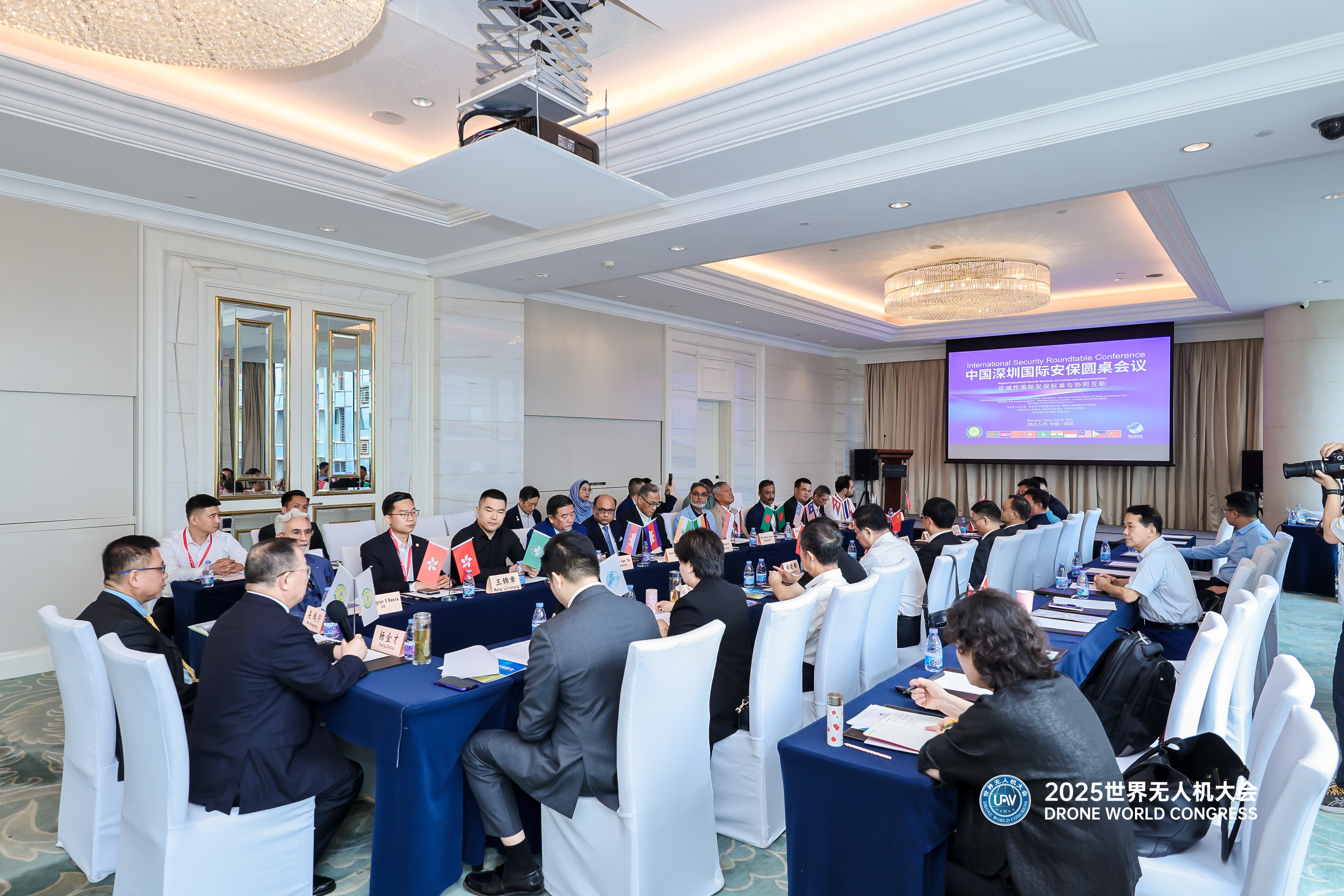 服务涵盖昆明无人机培训、昆明保安服务、昆明物业服务、昆明宠物医疗美容、昆明职业技能培训服务、昆明广告策划、昆明安防监控。