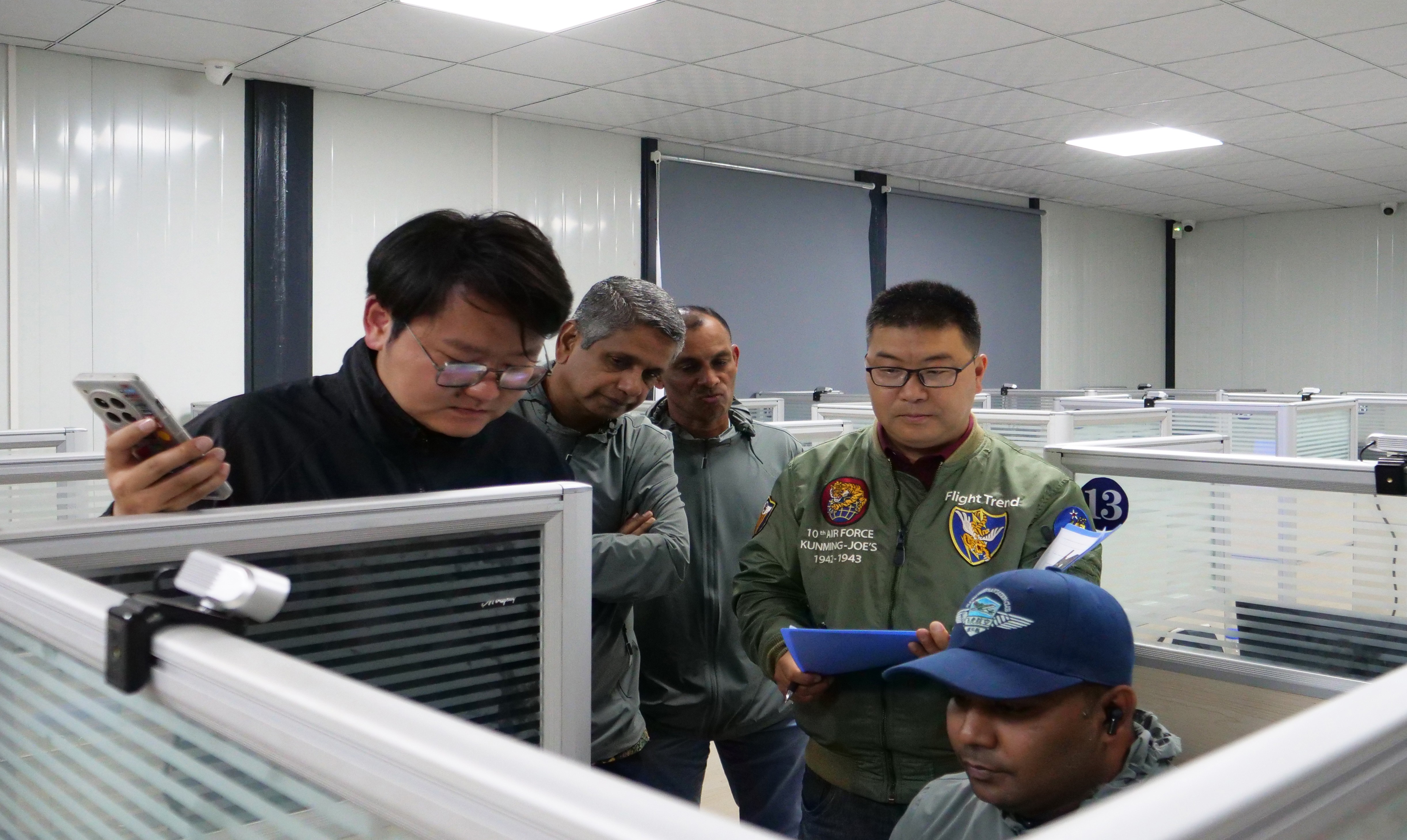 服务涵盖昆明无人机培训、昆明保安服务、昆明物业服务、昆明宠物医疗美容、昆明职业技能培训服务、昆明广告策划、昆明安防监控。