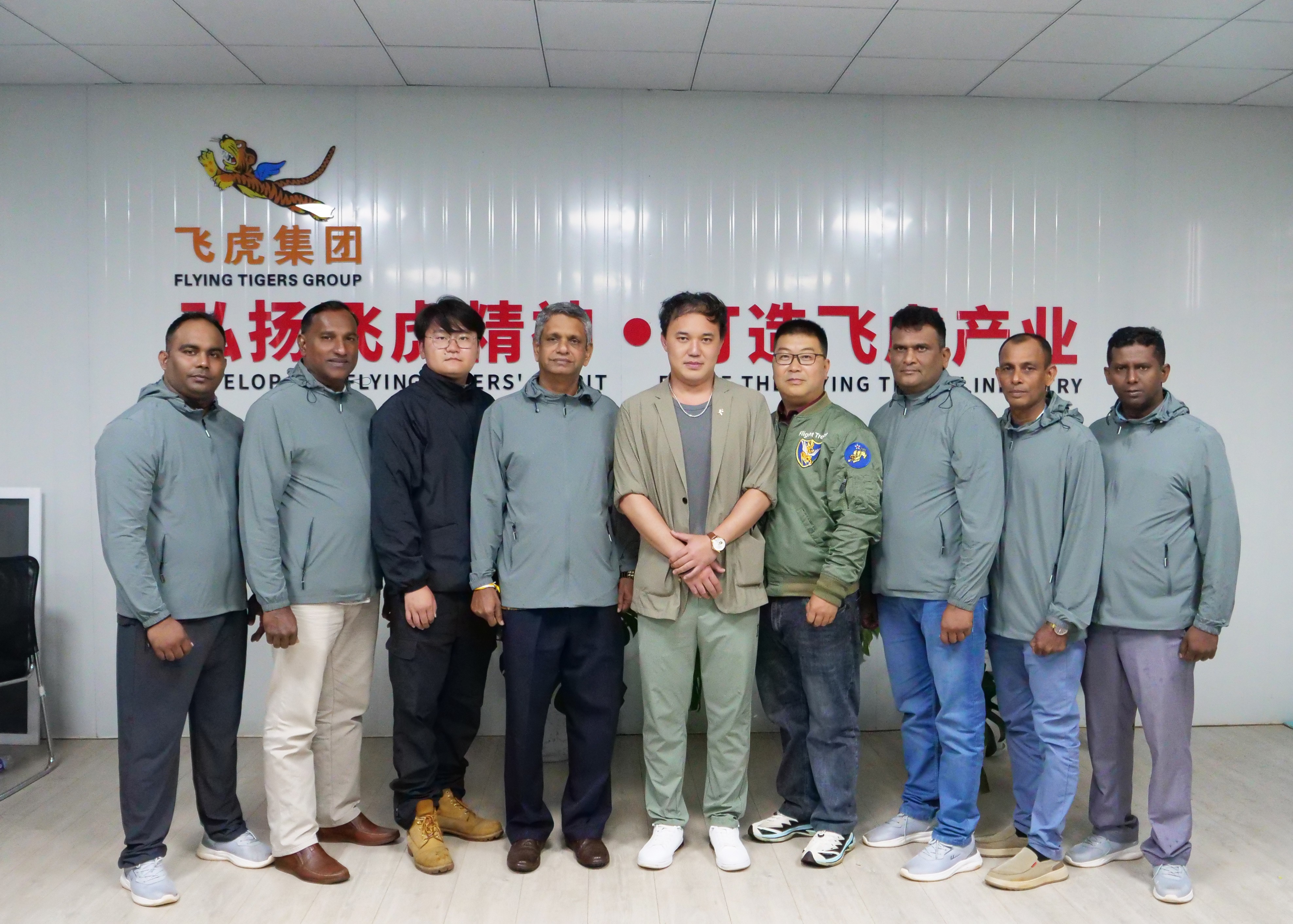 服务涵盖昆明无人机培训、昆明保安服务、昆明物业服务、昆明宠物医疗美容、昆明职业技能培训服务、昆明广告策划、昆明安防监控。