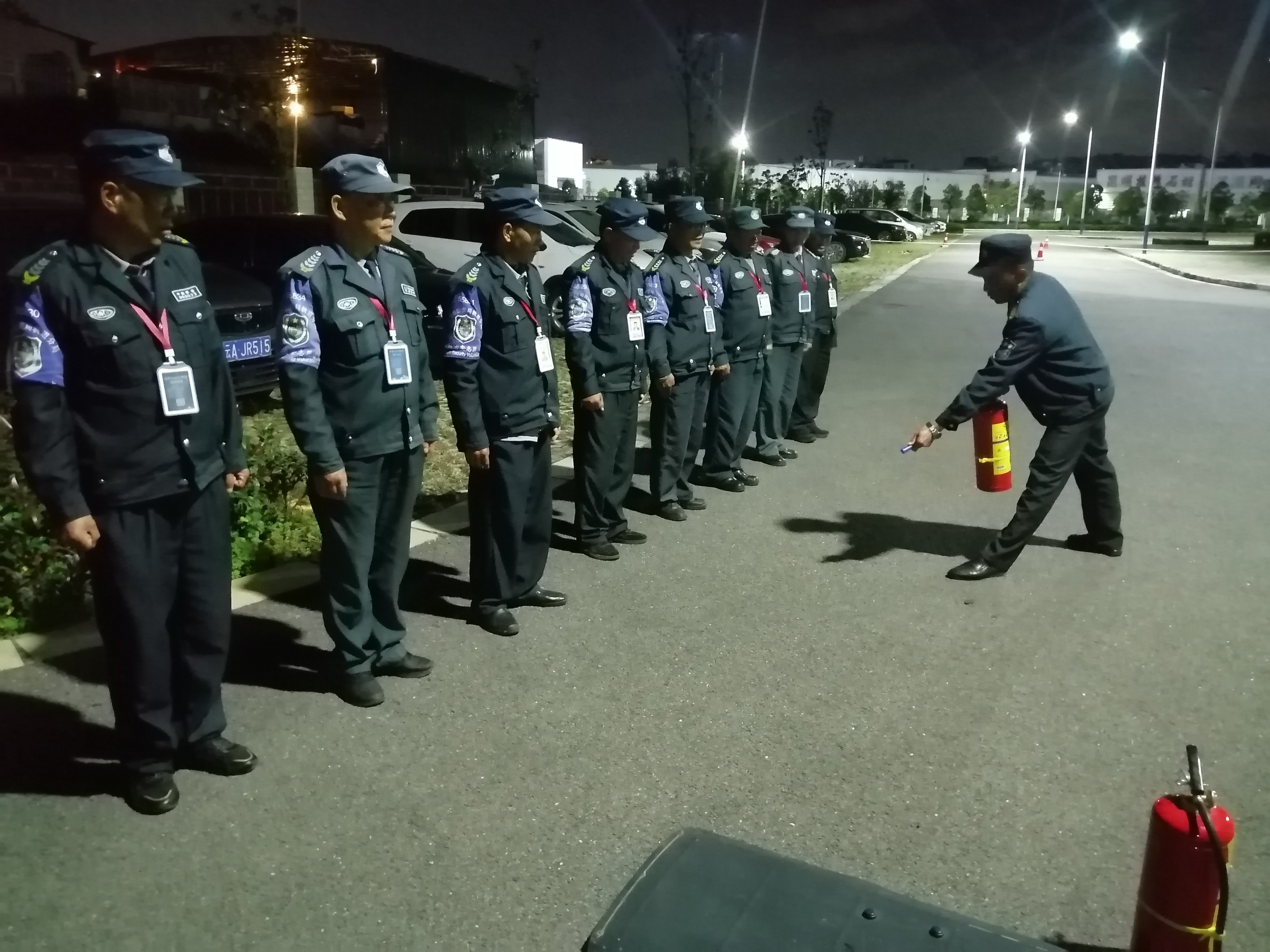 服务涵盖昆明无人机培训、昆明保安服务、昆明物业服务、昆明宠物医疗美容、昆明职业技能培训服务、昆明广告策划、昆明安防监控。