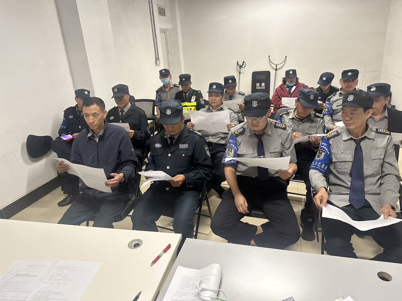 服务涵盖昆明无人机培训、昆明保安服务、昆明物业服务、昆明宠物医疗美容、昆明职业技能培训服务、昆明广告策划、昆明安防监控。